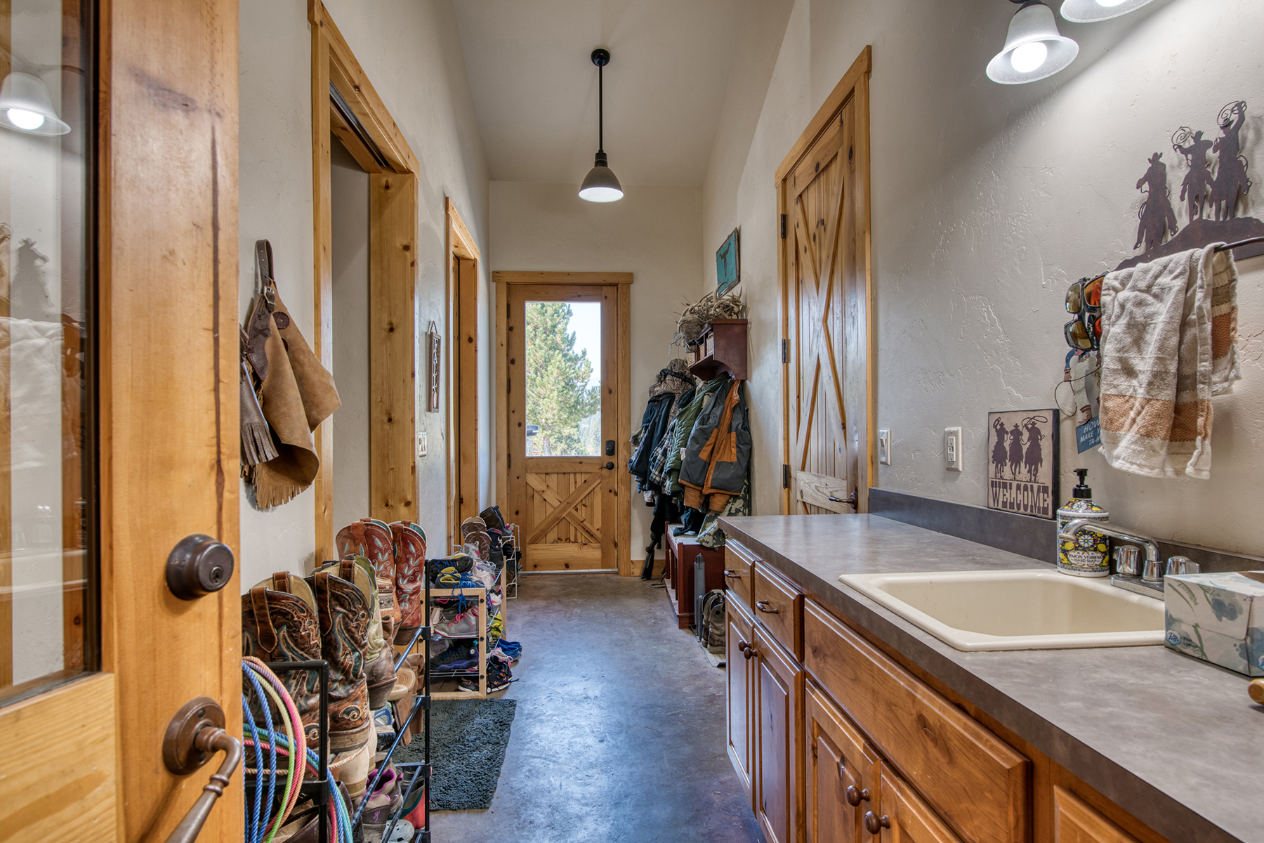 Two Feathers Ranch property picture 75 of 89