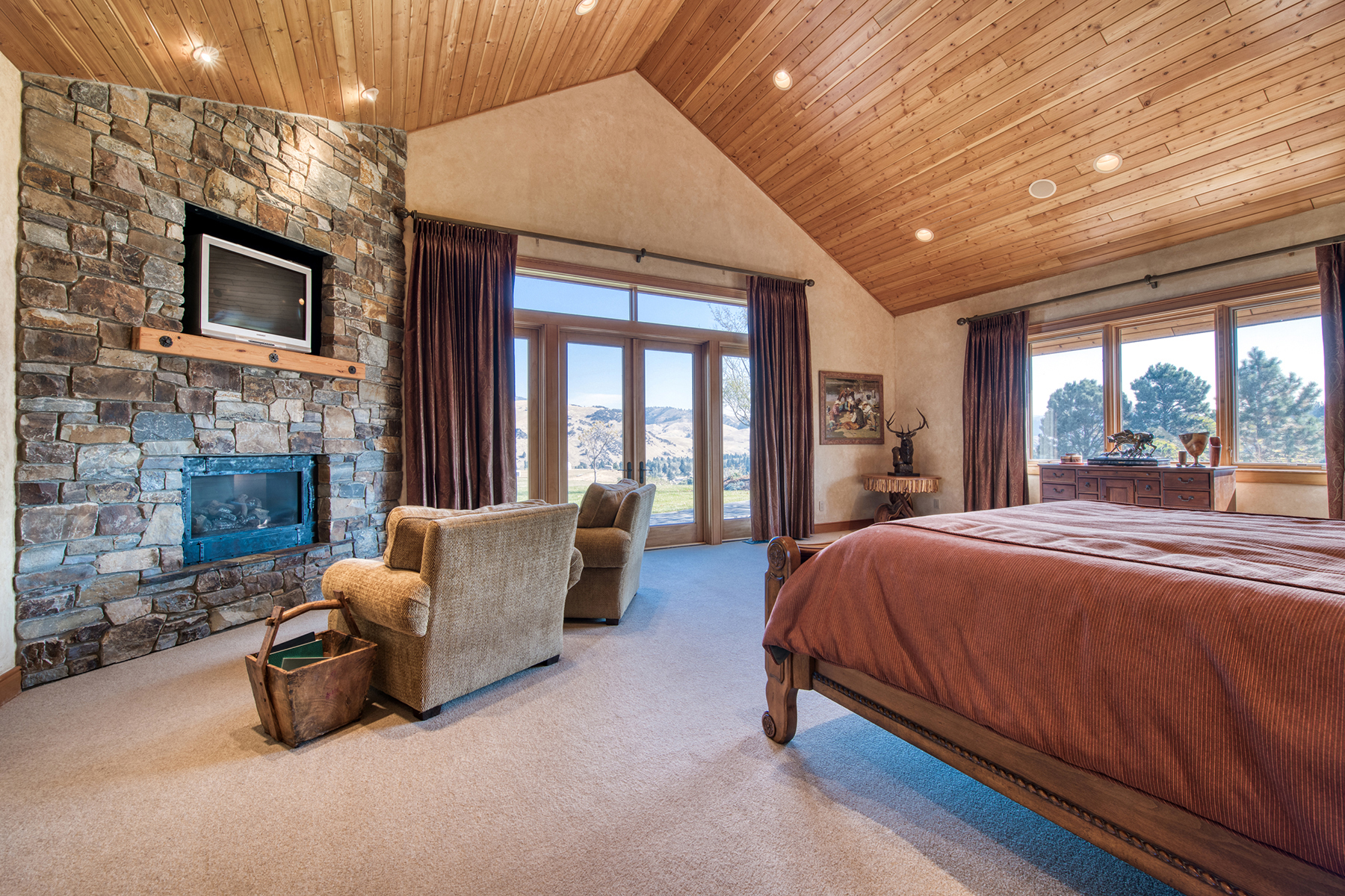 Two Feathers Ranch property picture 39 of 89