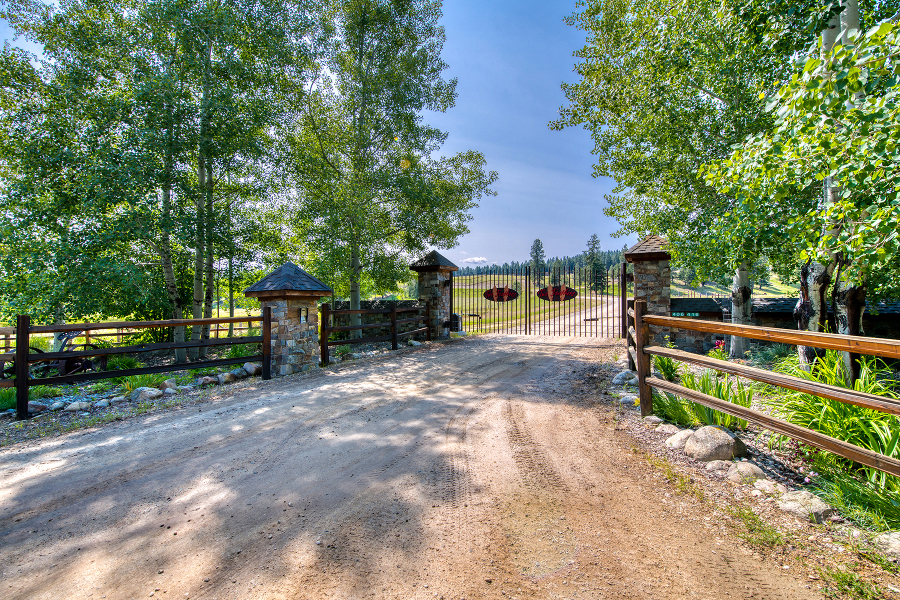 Two Feathers Ranch property picture 10 of 101