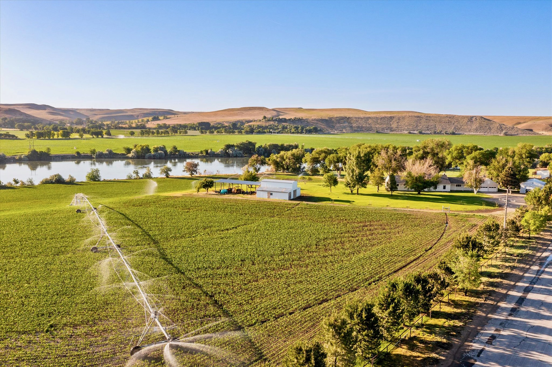 Snake River Retreat property picture 8 of 100