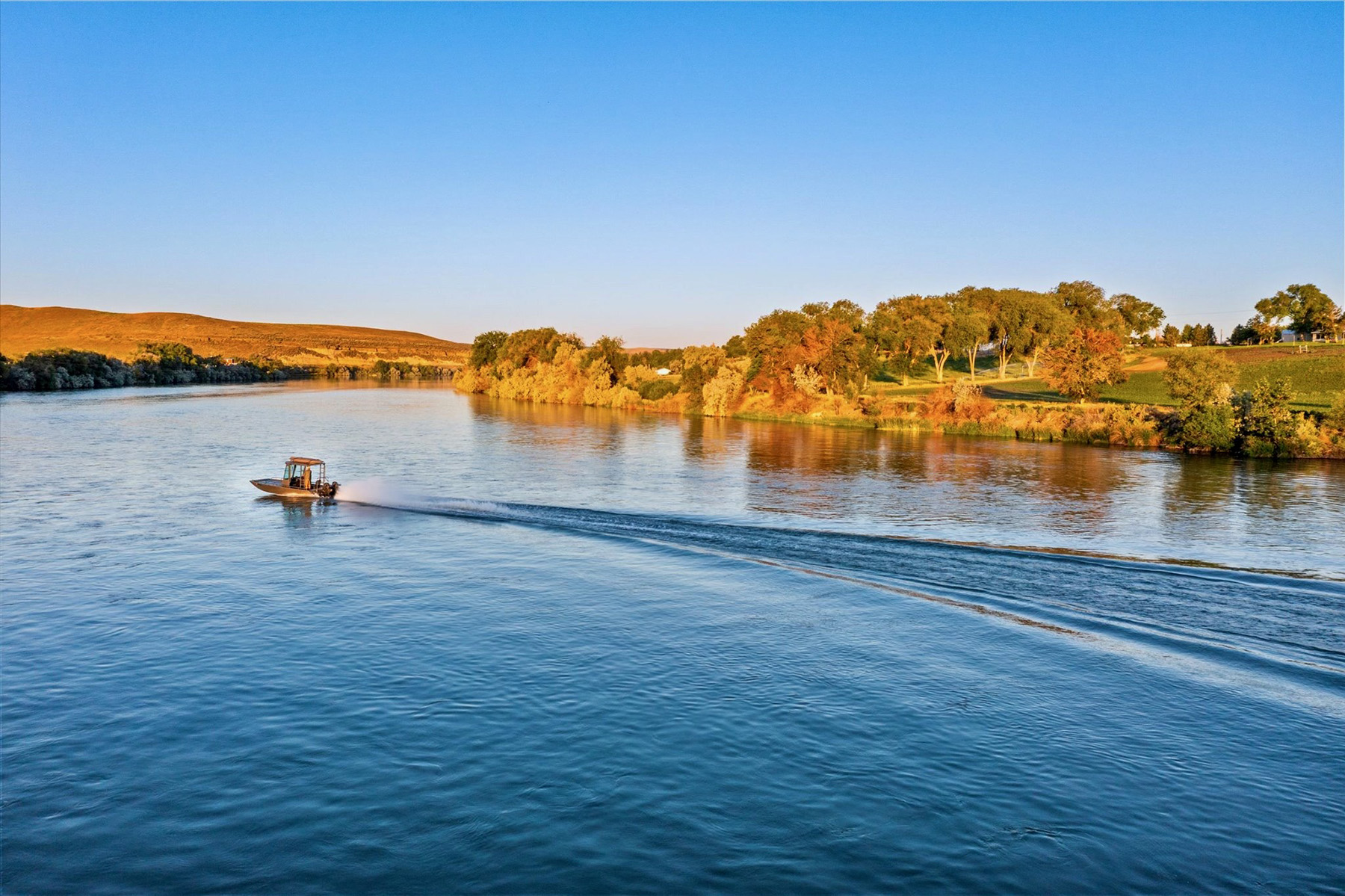 Snake River Retreat property picture 16 of 100
