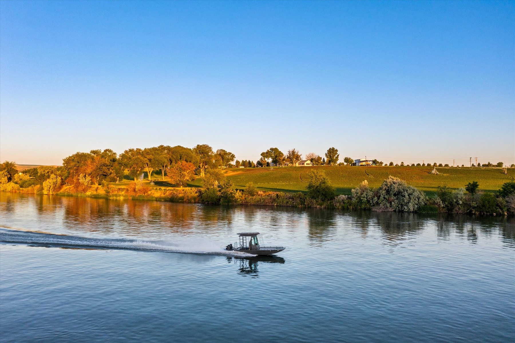 Snake River Retreat property picture 15 of 100