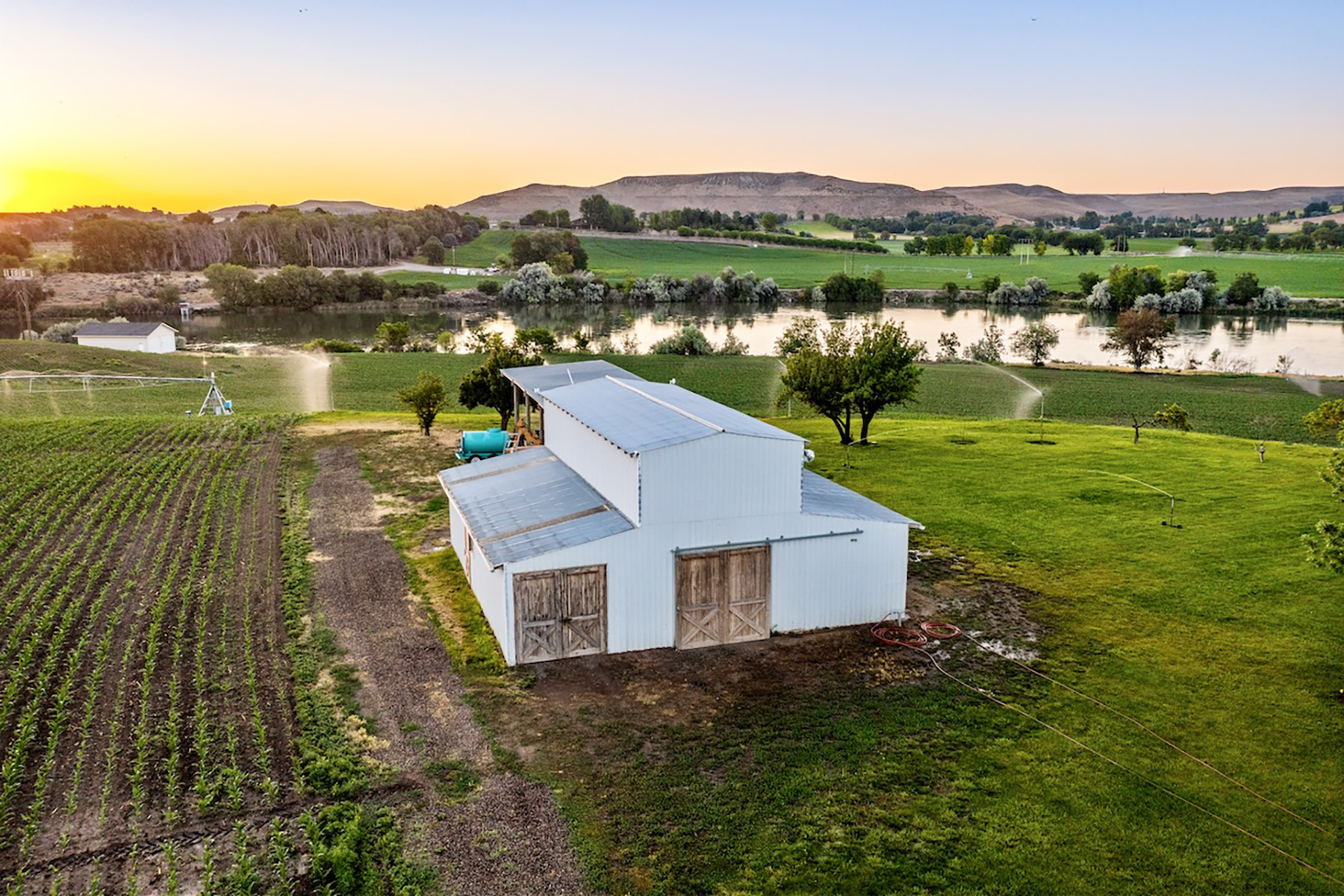 Snake River Retreat property picture 12 of 100