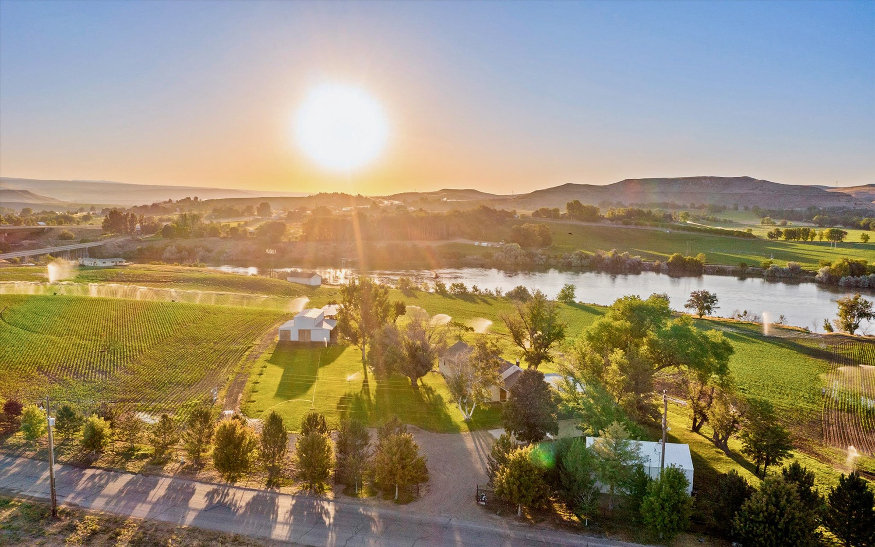 Snake River Retreat property picture 3 of 100