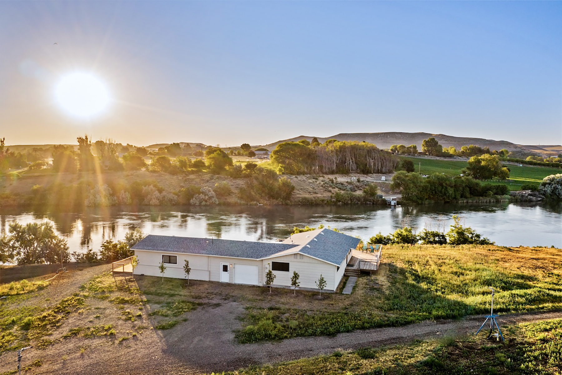 Snake River Retreat property picture 10 of 100
