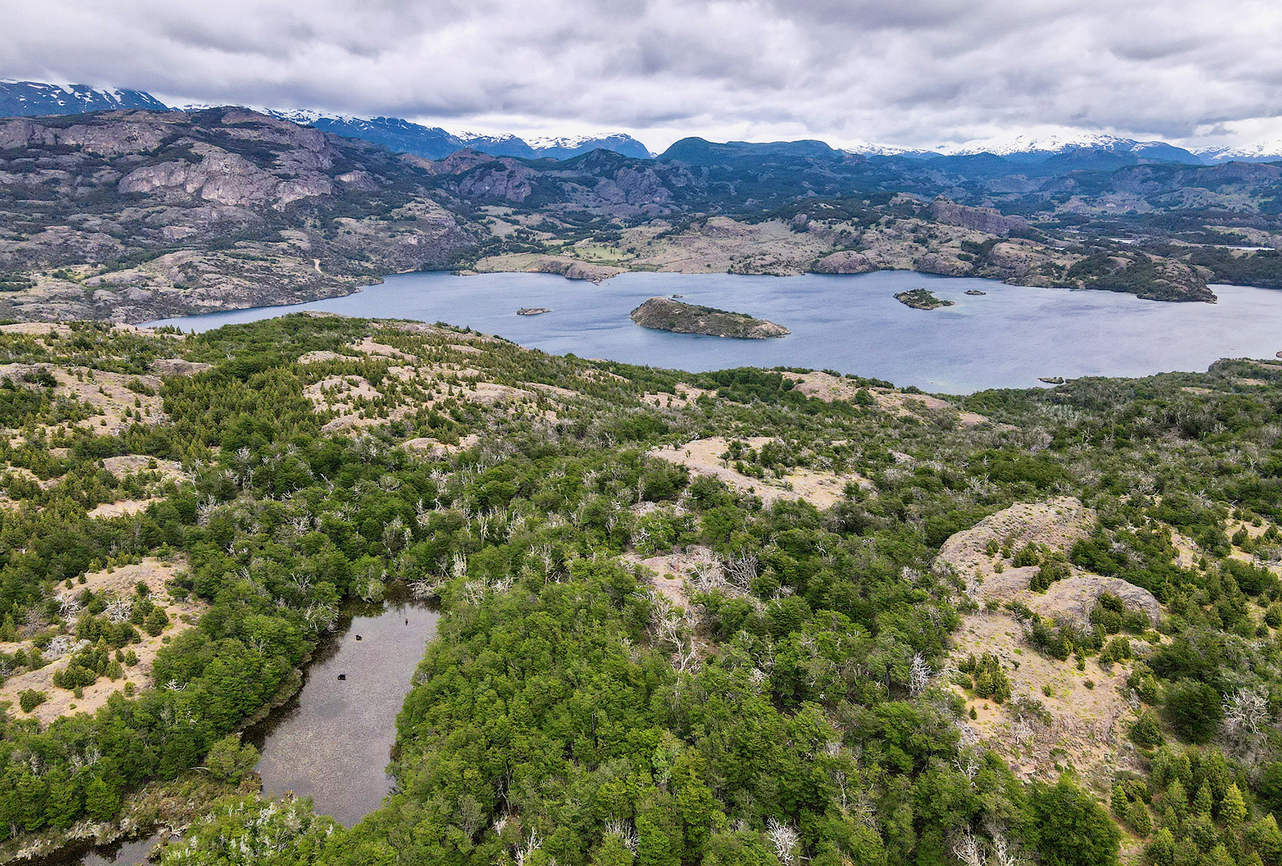 Estancia Lago Central property picture 6 of 88