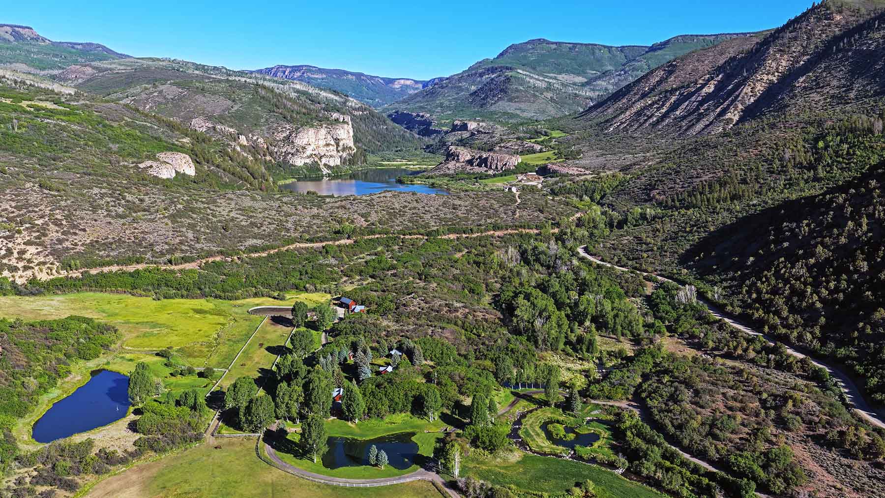 Ranch on Sweetwater property picture 3 of 102