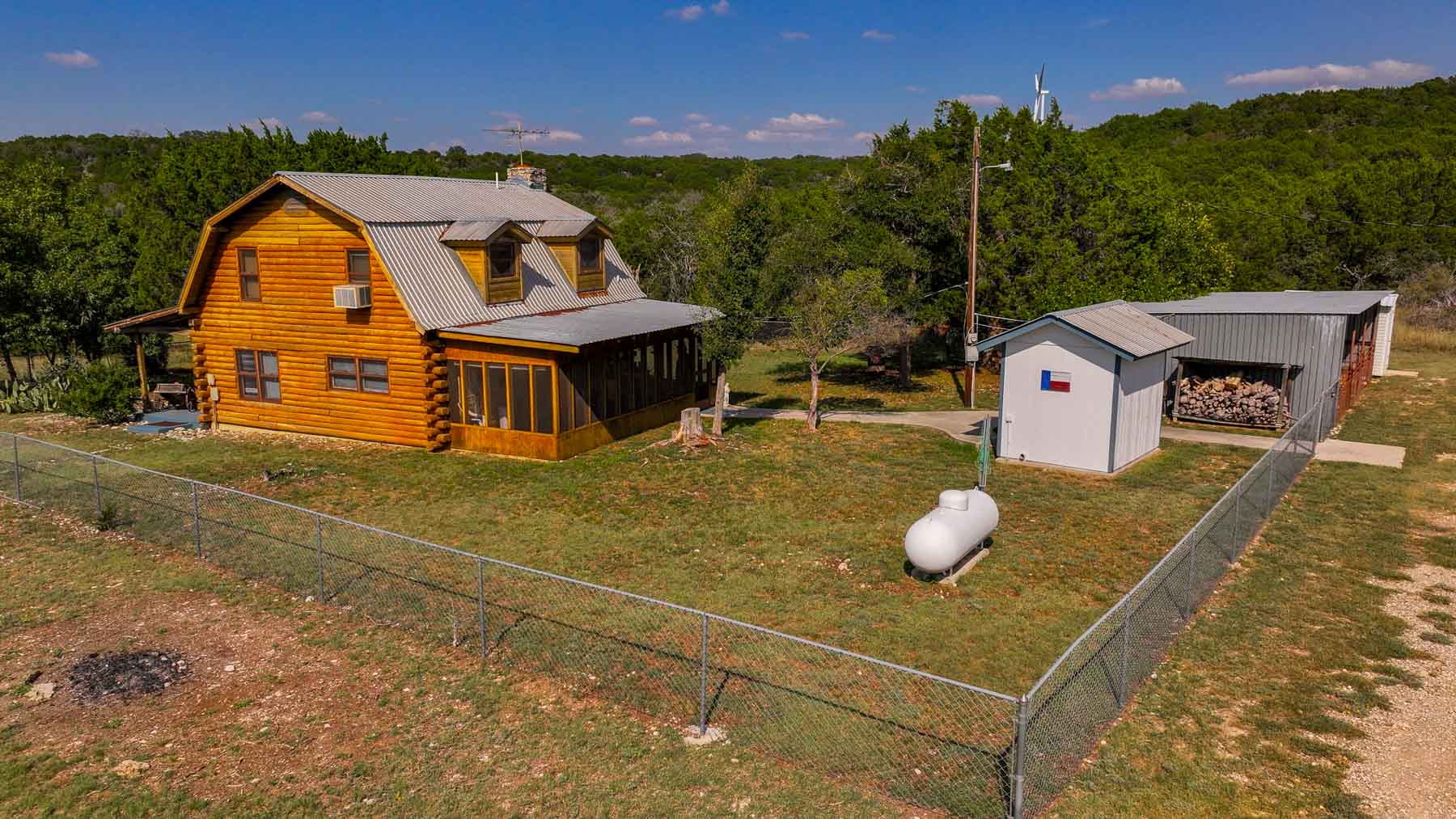 Tres Mesas Ranch property picture 2 of 91