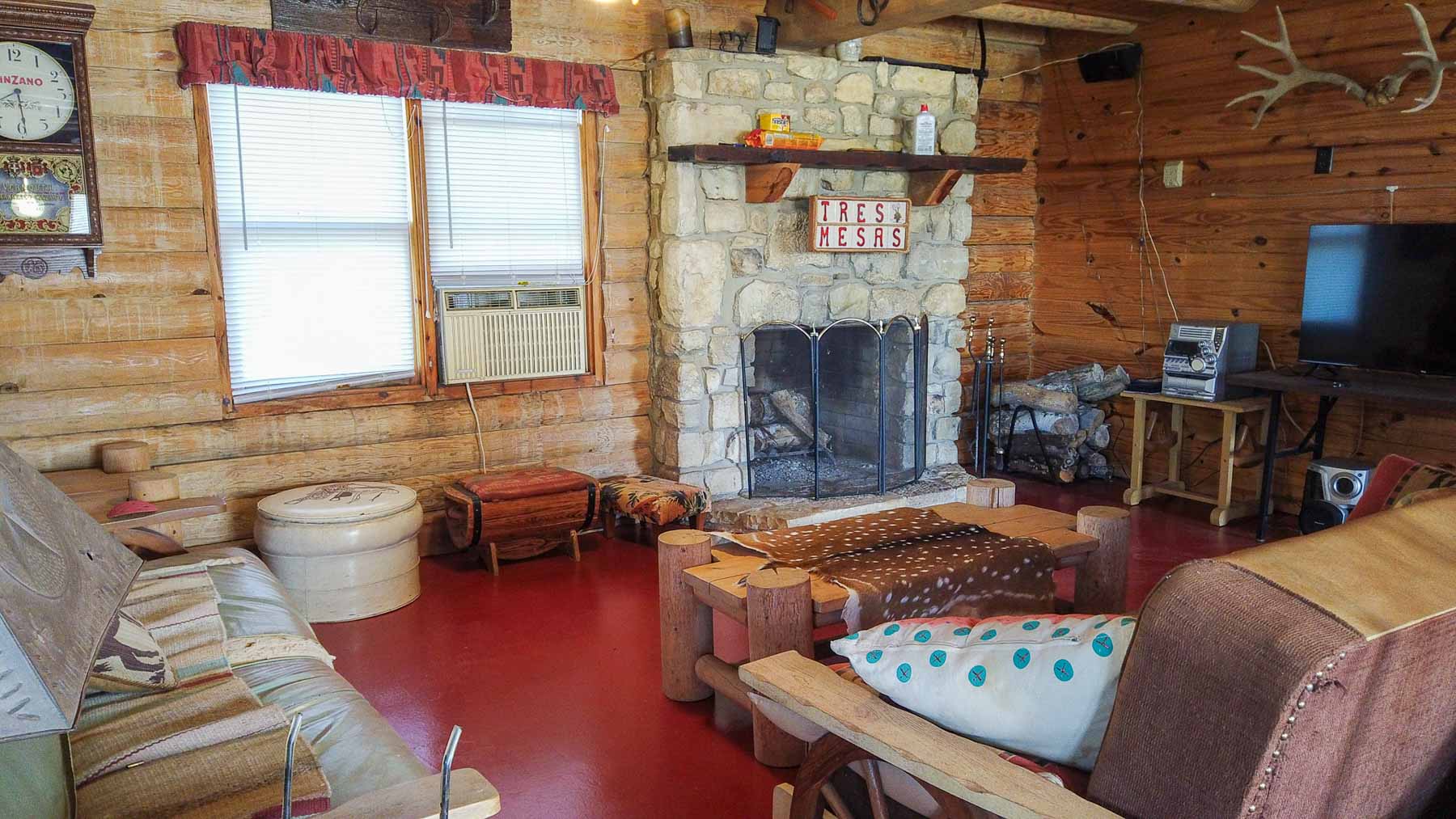 Tres Mesas Ranch property picture 6 of 91