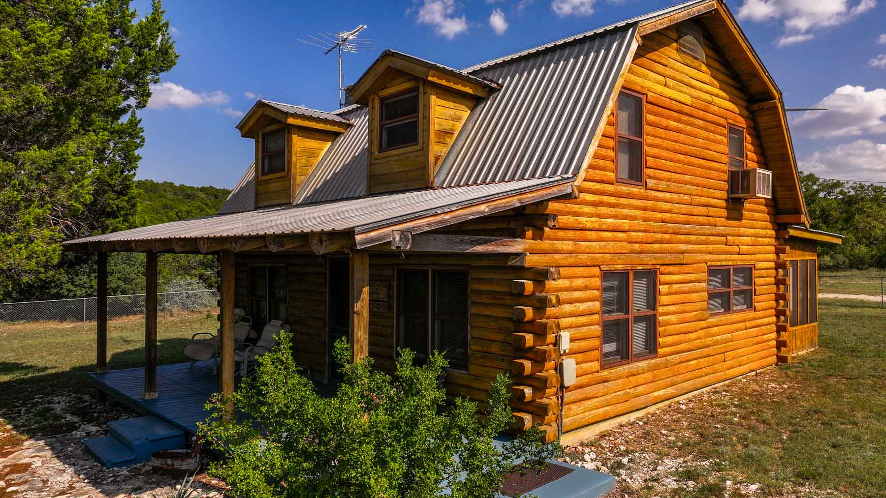 Tres Mesas Ranch property picture 3 of 91