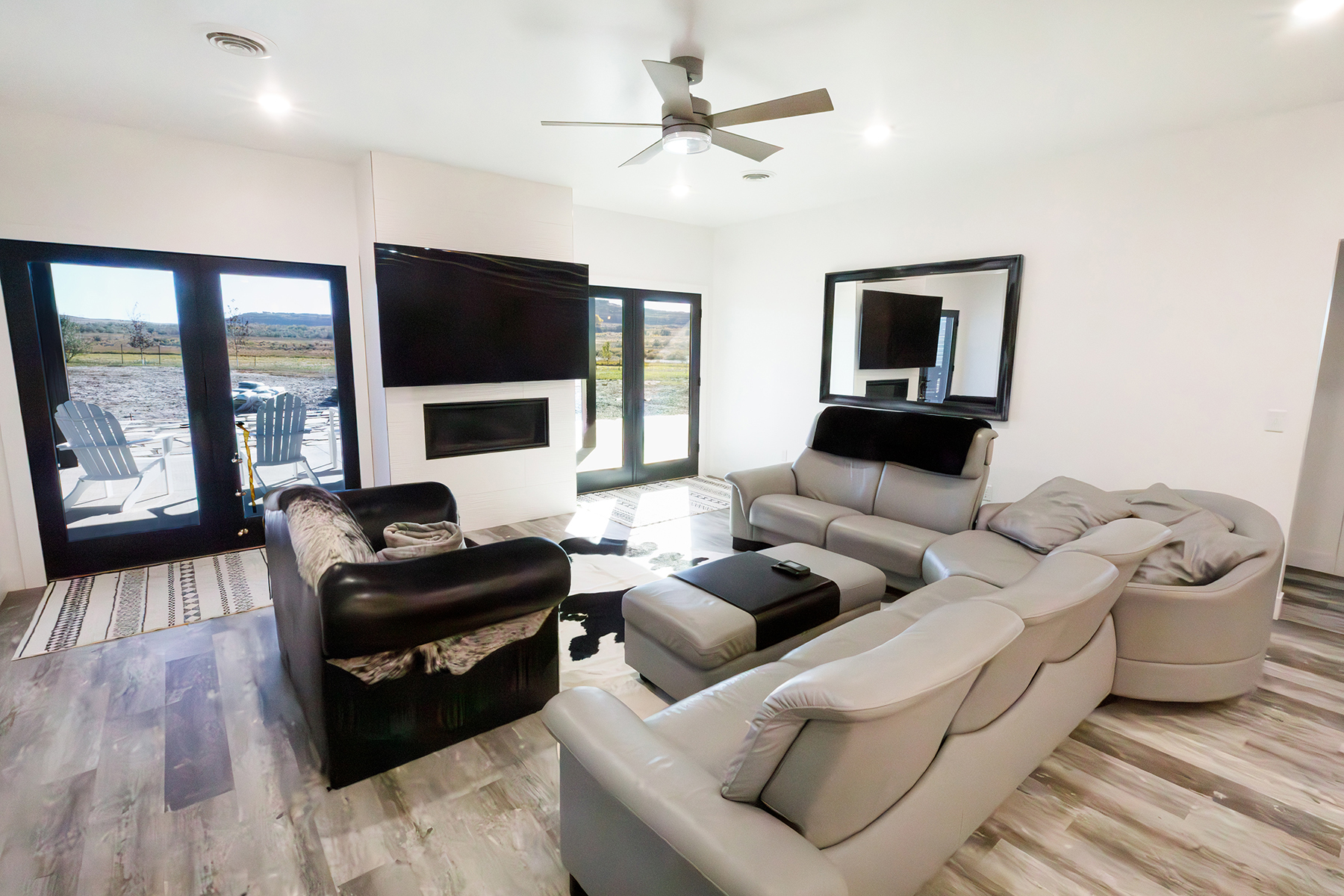 Mononi Flats property picture 6 of 20