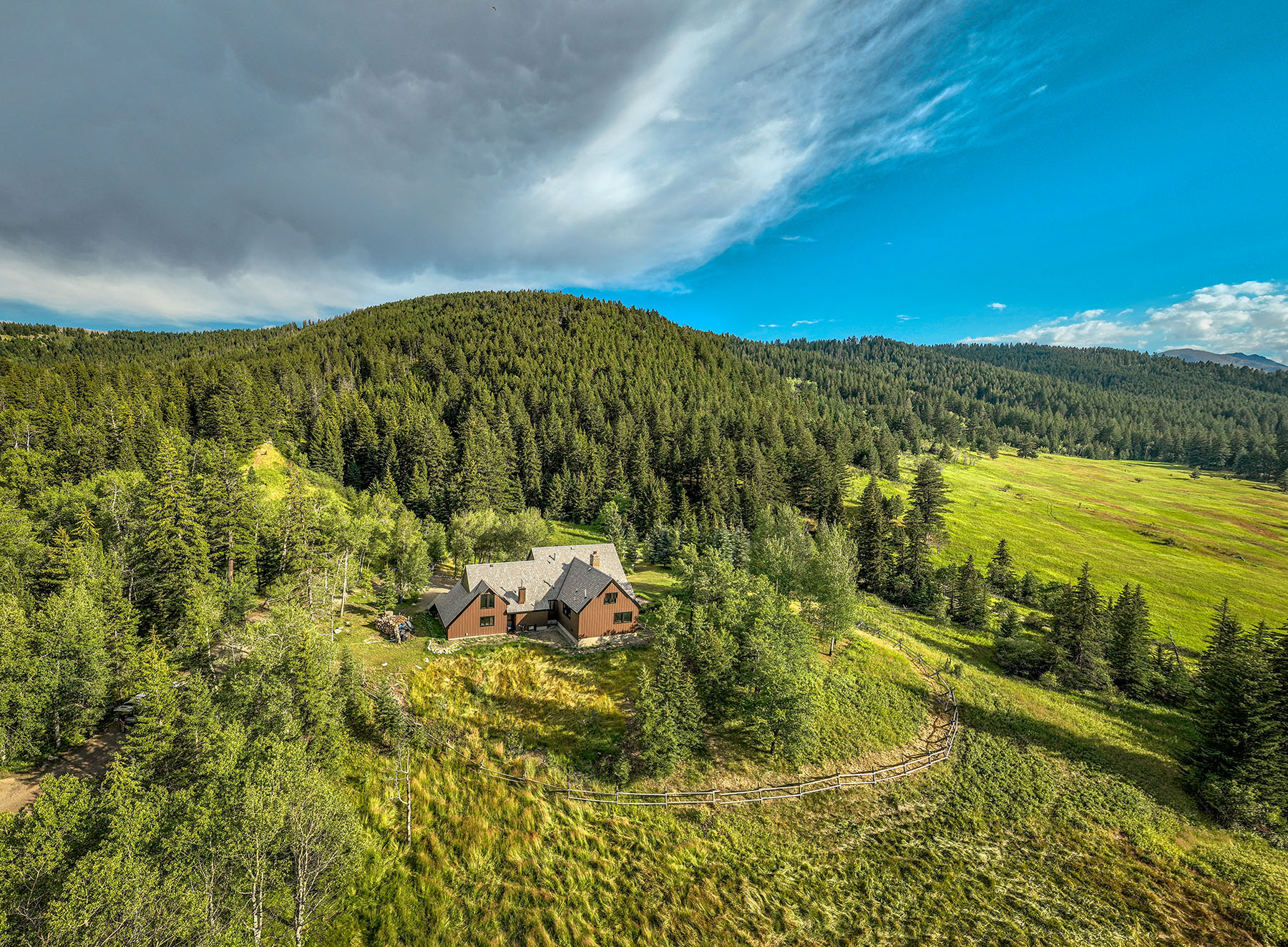 West Boulder Fishing Haven property picture 10 of 47