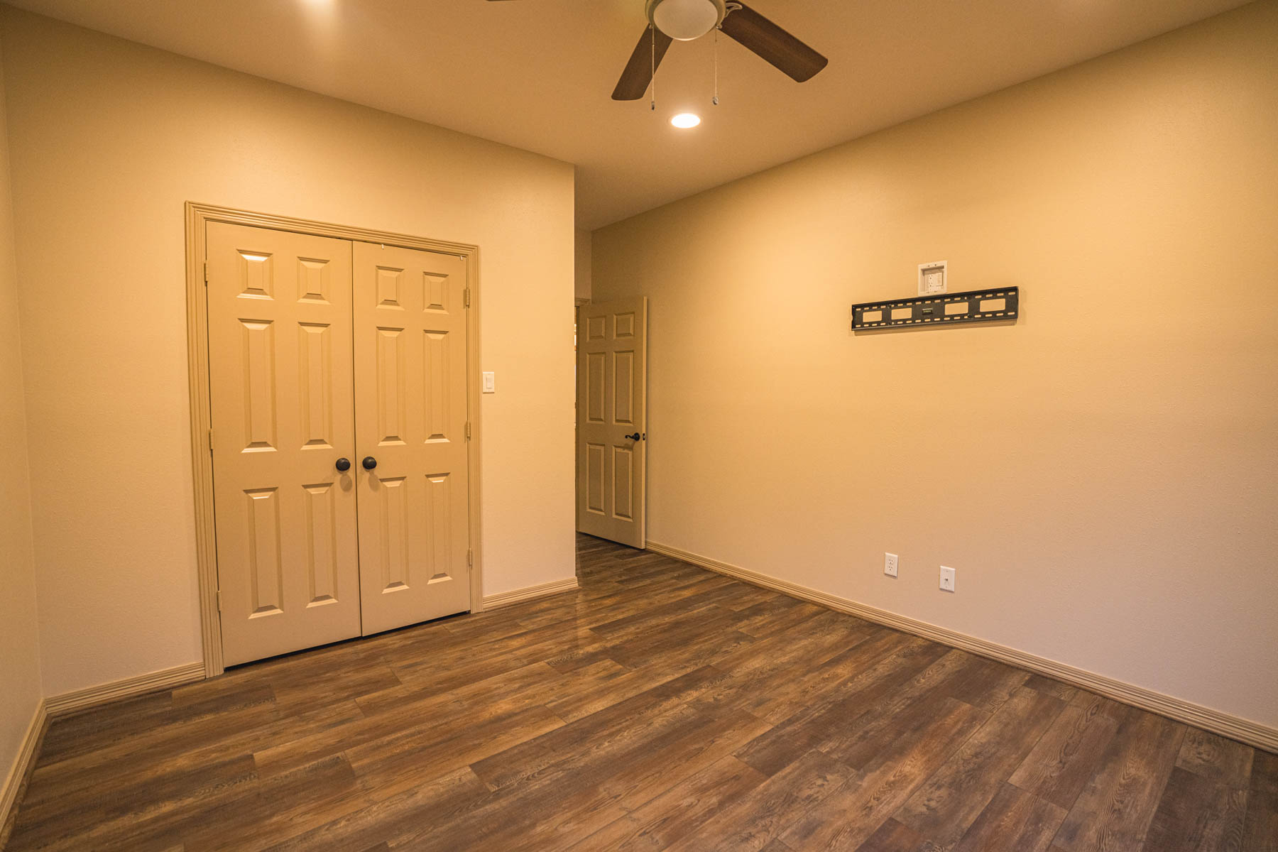 Huntsville 50 Ranch property picture 18 of 35