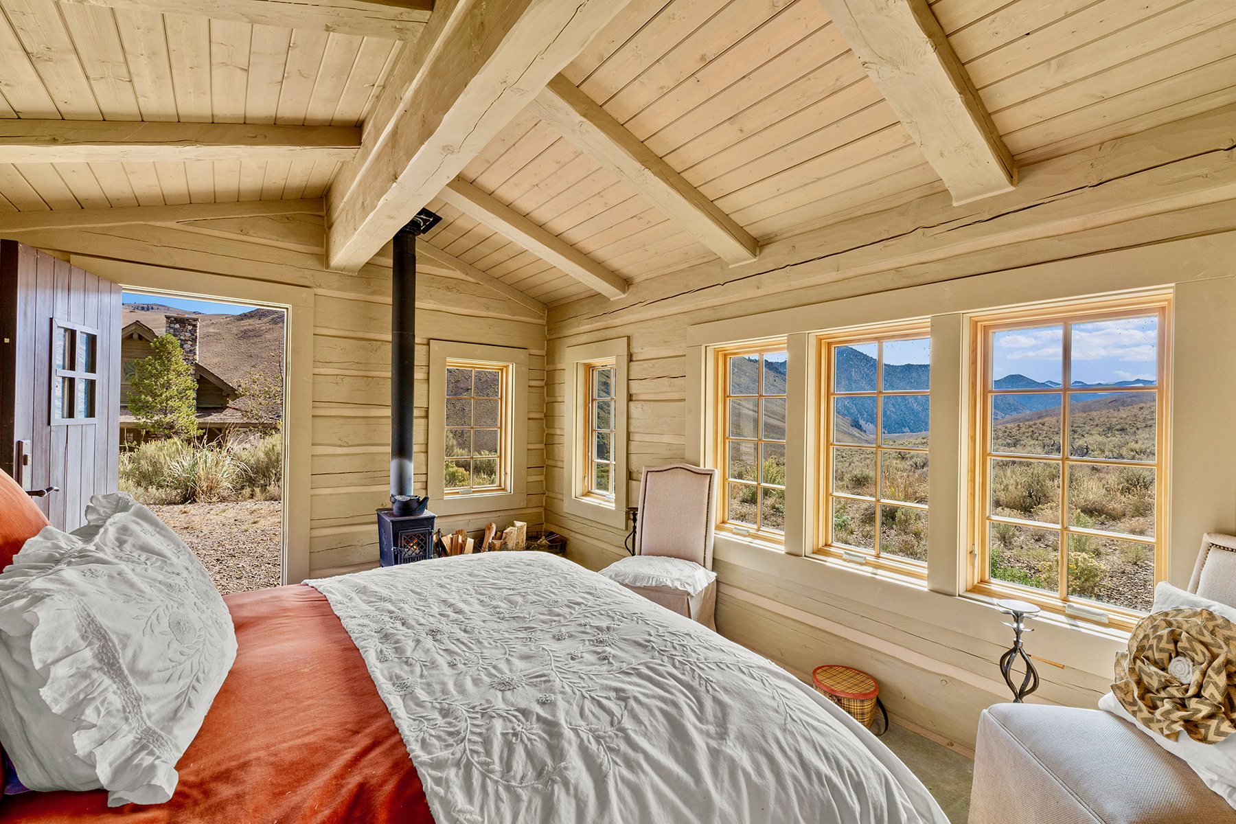 Twin Bridges Retreat property picture 33 of 48