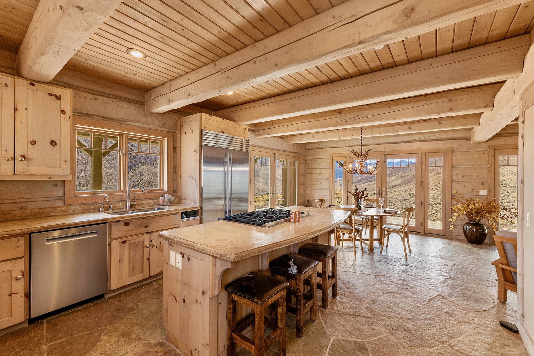 Twin Bridges Retreat property picture 16 of 48