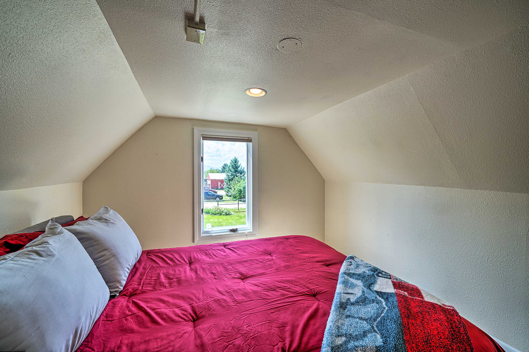 Beartooth Farmhouse property picture 22 of 42