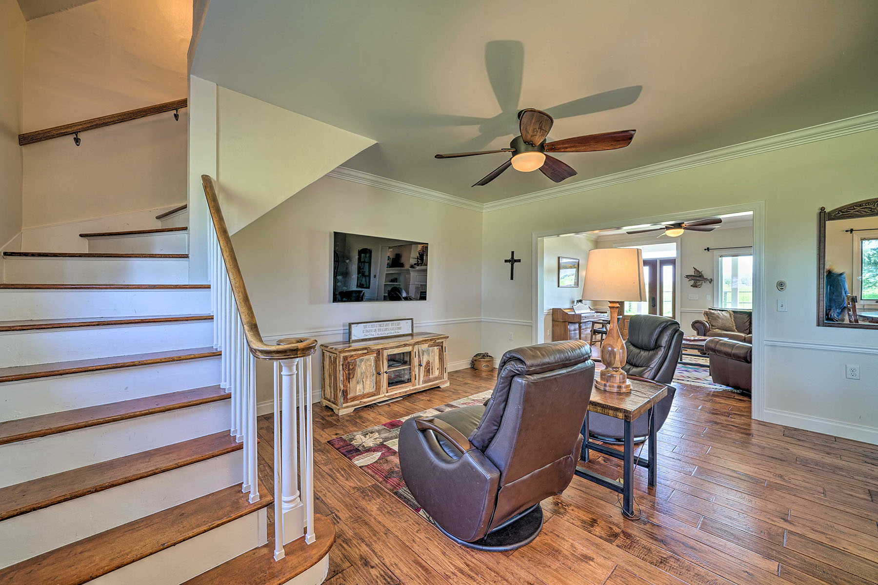 Beartooth Farmhouse property picture 9 of 42