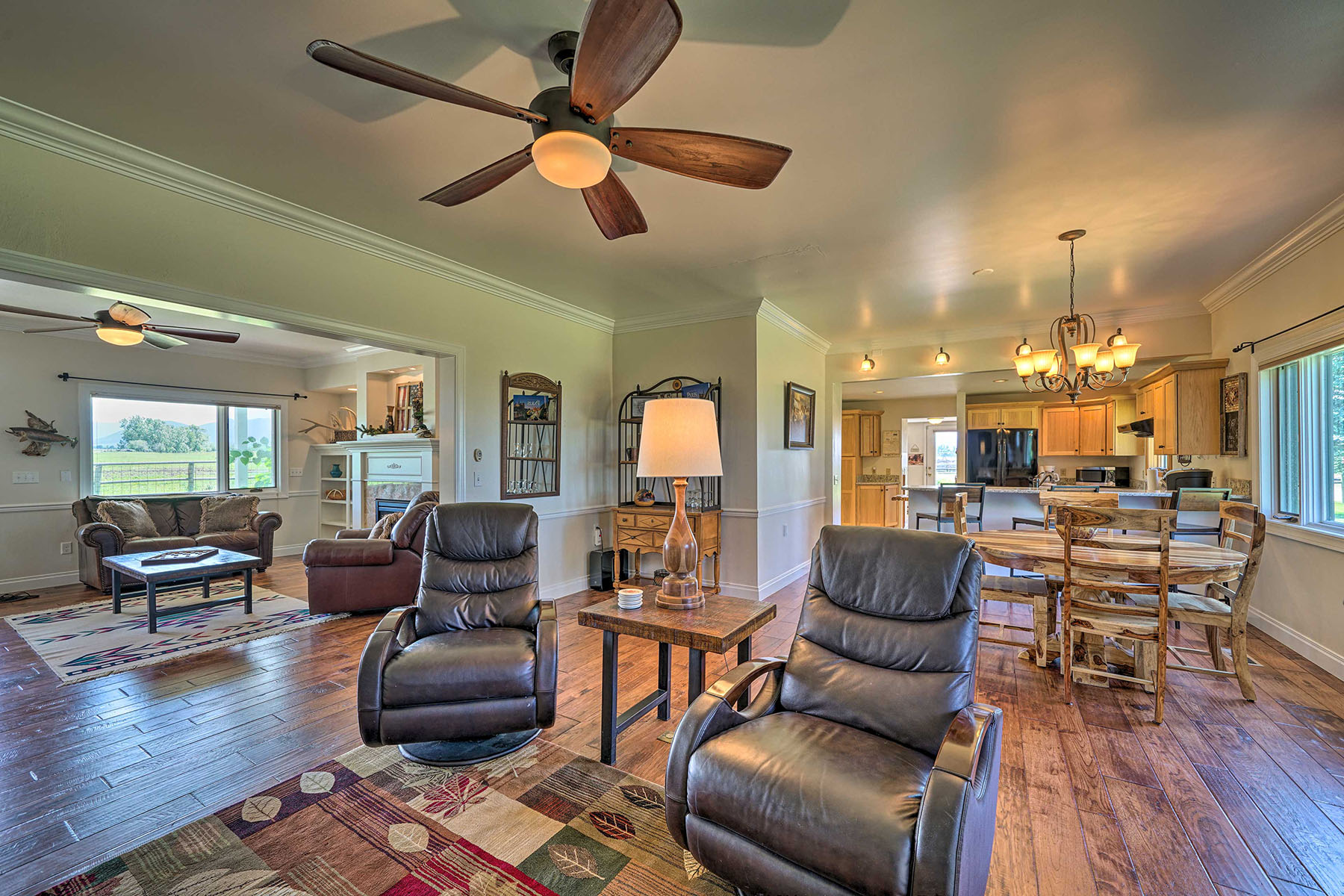 Beartooth Farmhouse property picture 8 of 42