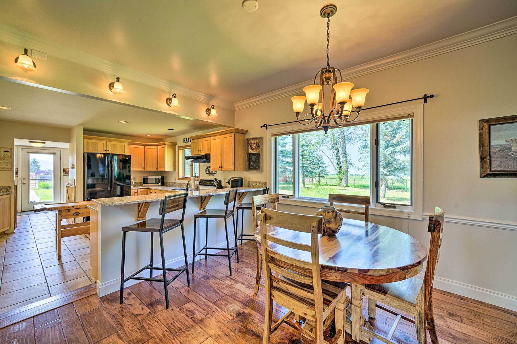 Beartooth Farmhouse property picture 13 of 42