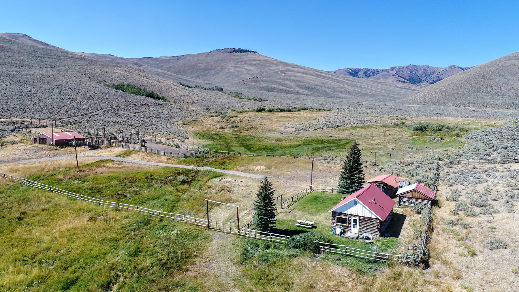 Lost Peaks Ranch property picture 9 of 43