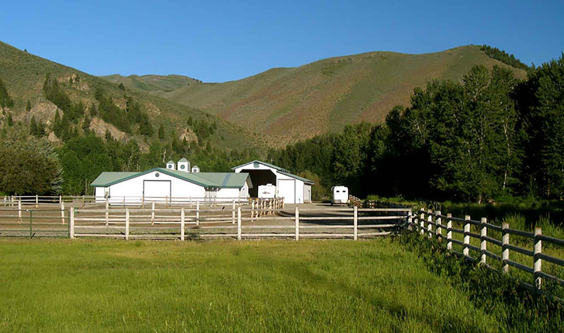 Chapman's Cloverly Ranch property picture 8 of 10