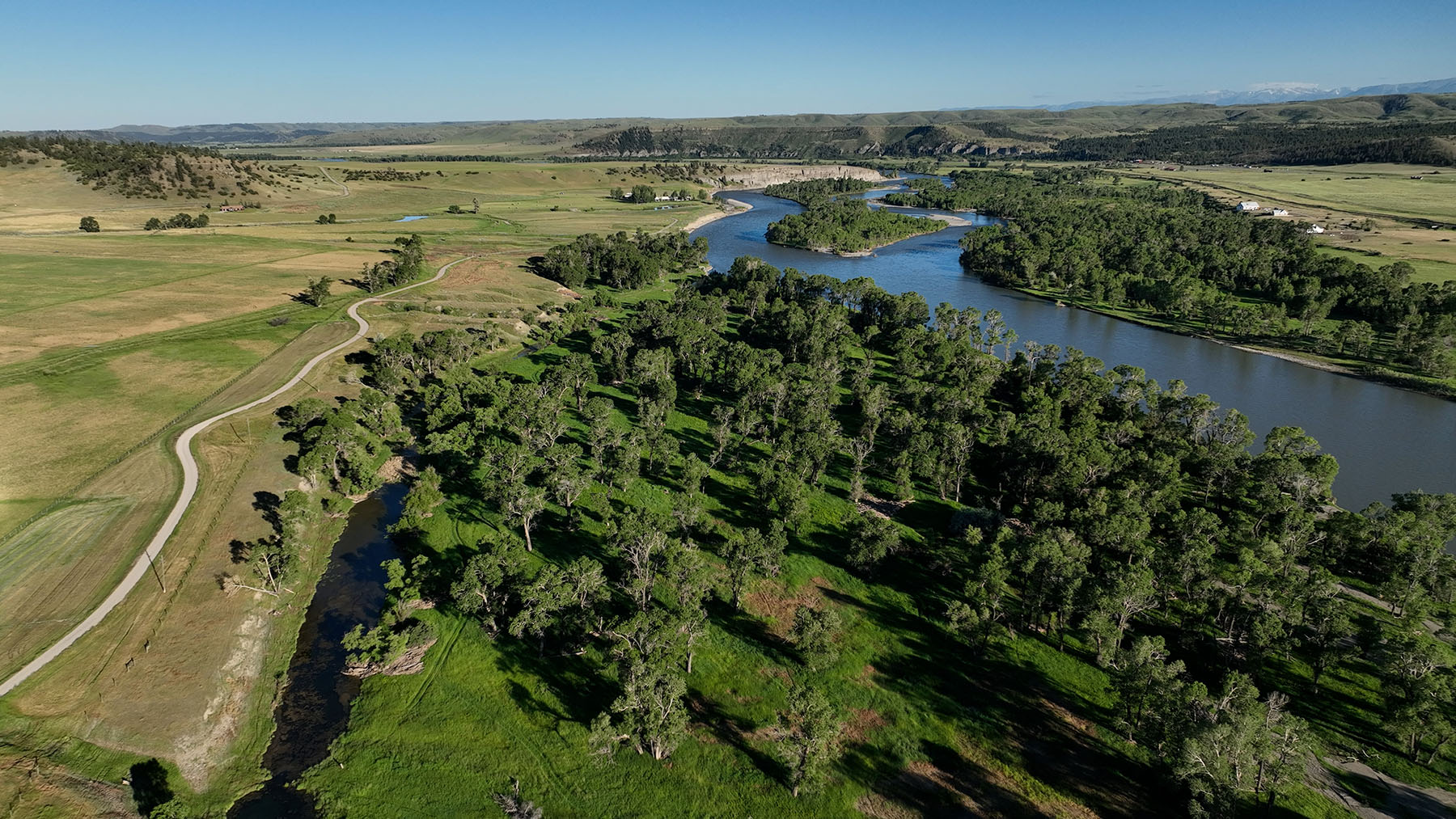 Little Hangmans Ranch property picture 4 of 69