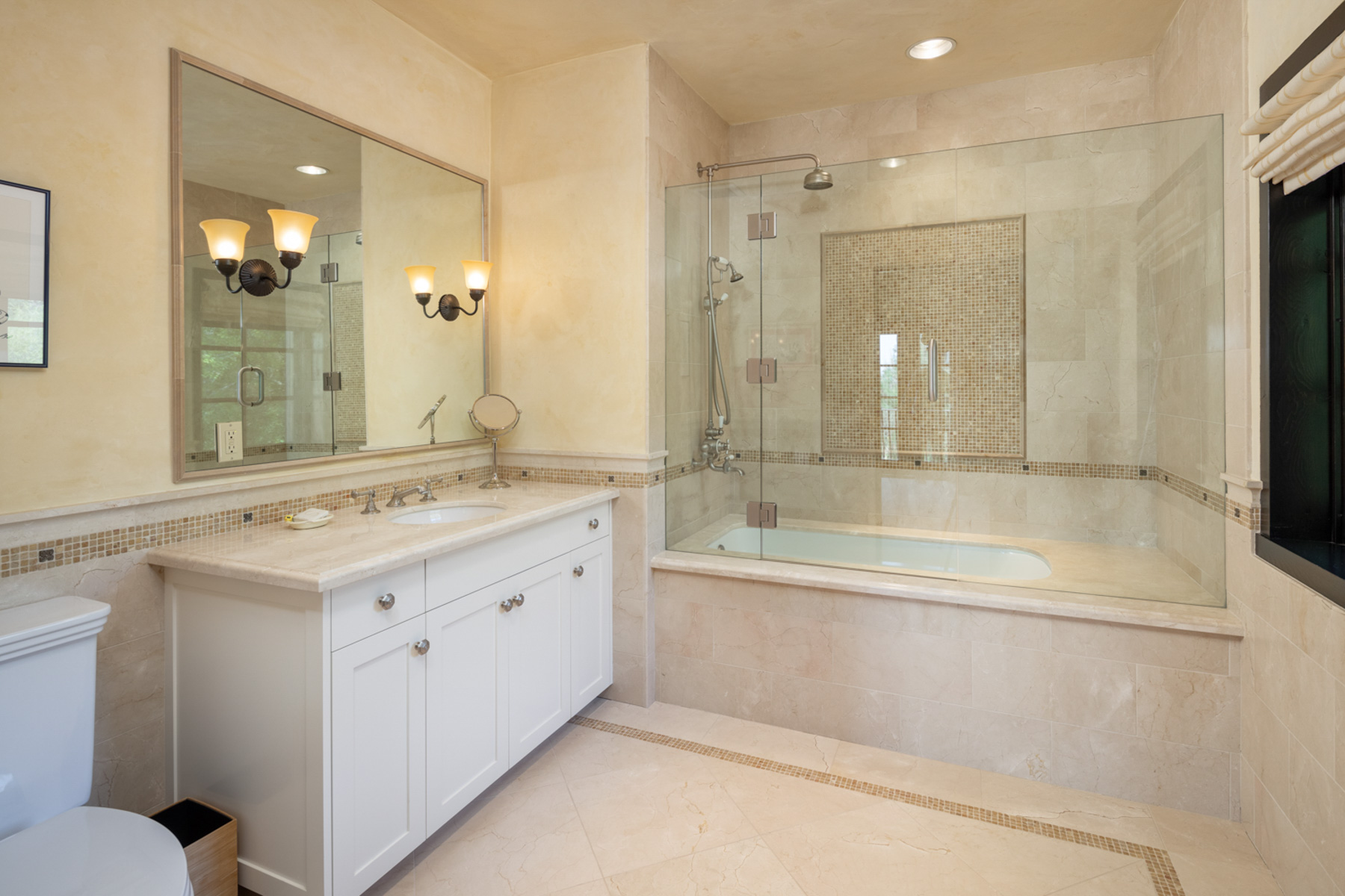 Rancho Latigo Auction property picture 26 of 46