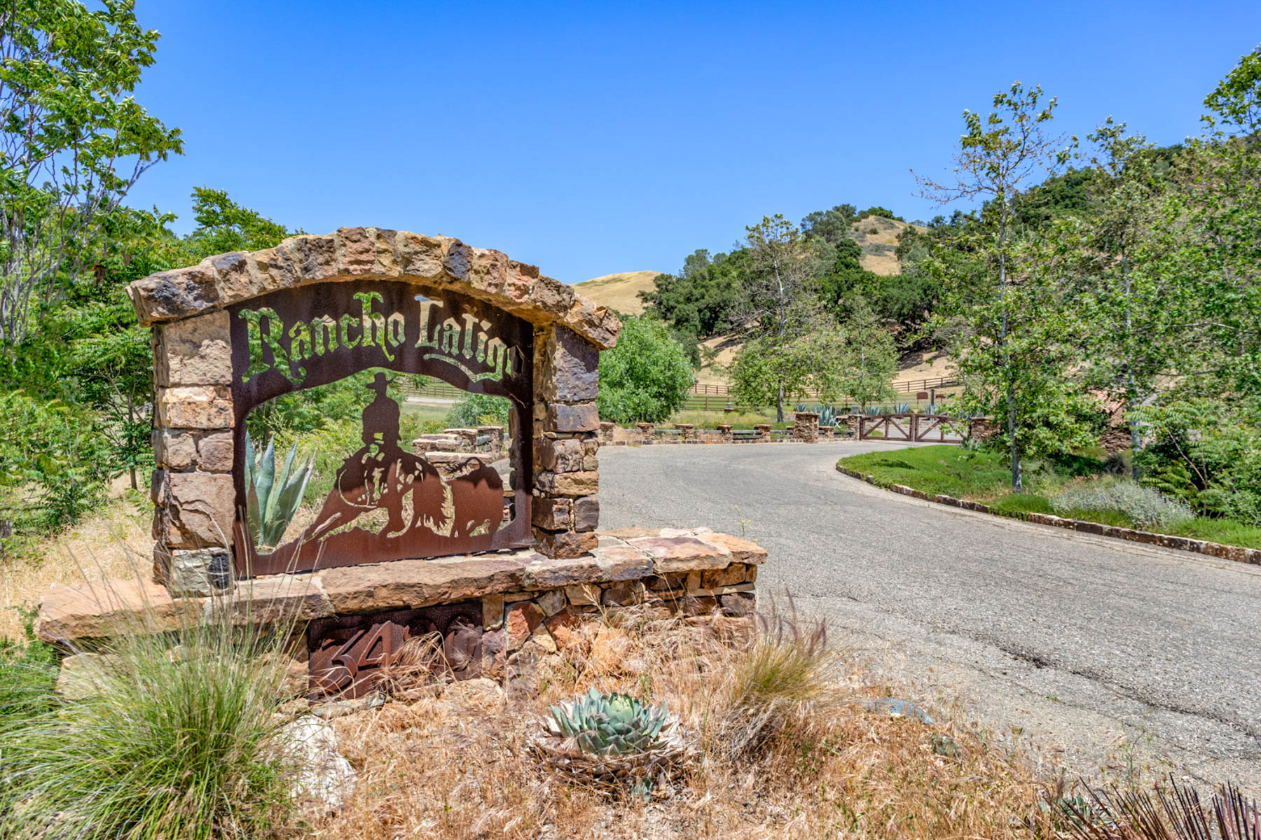 Rancho Latigo Auction property picture 42 of 46