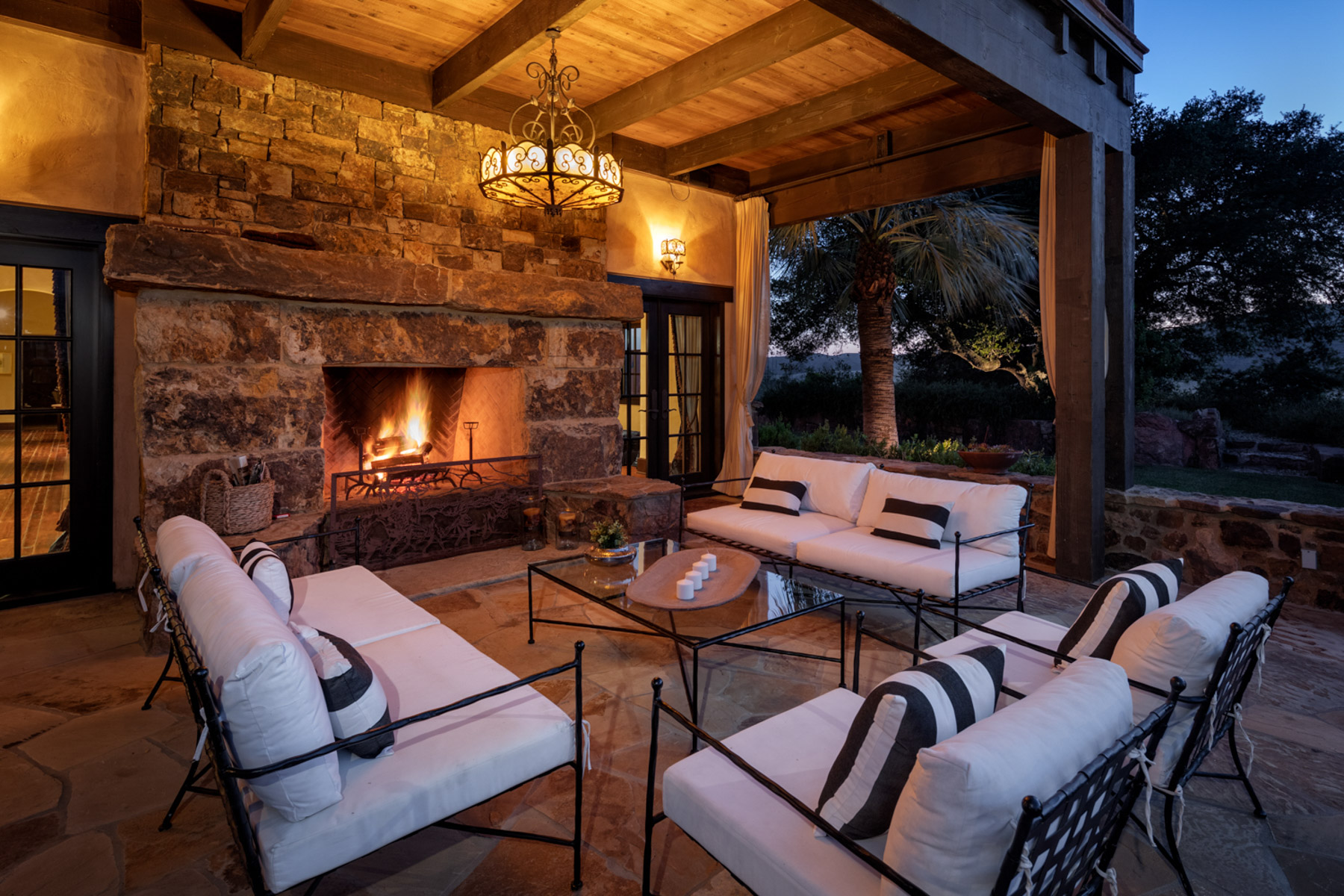 Rancho Latigo Auction property picture 4 of 46