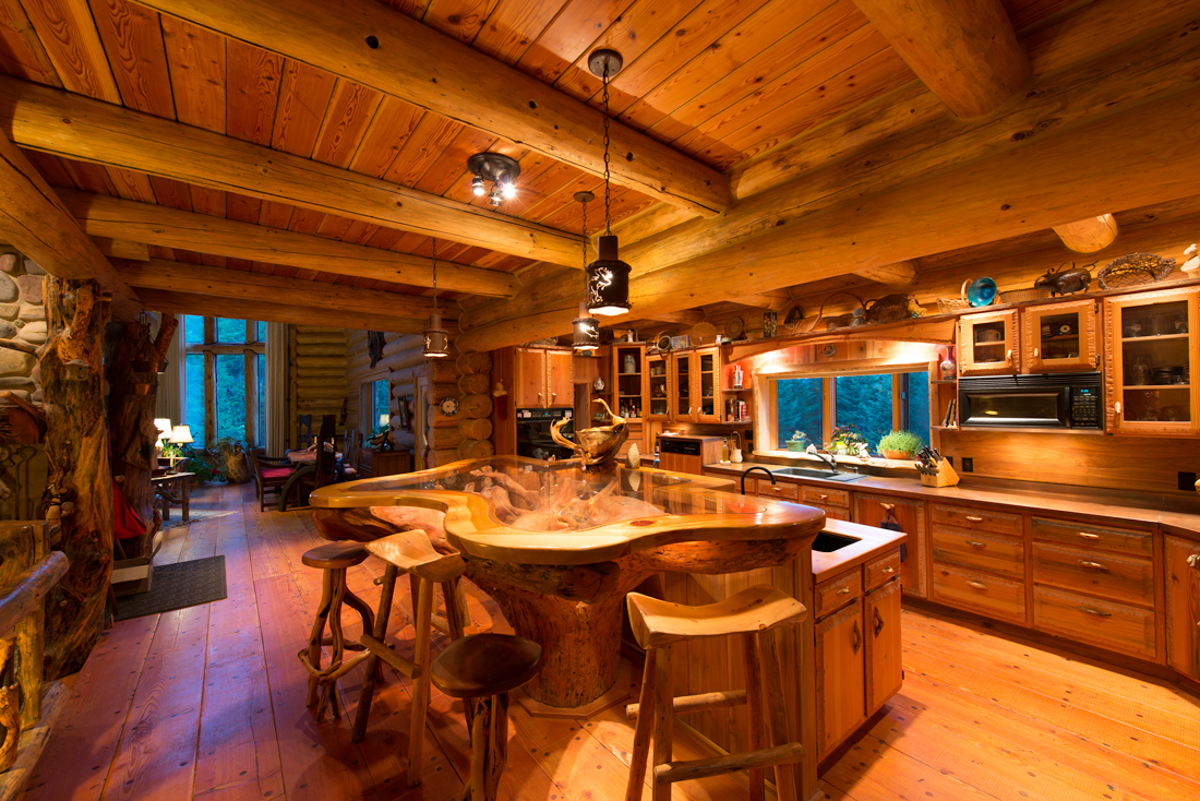 Holland Peak Retreat property picture 12 of 89