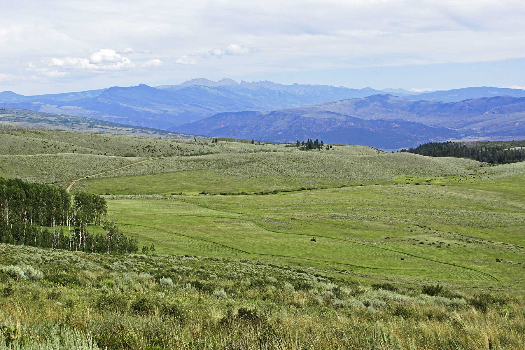 Owen-Skiles Sunnyside Ranch property picture 3 of 54