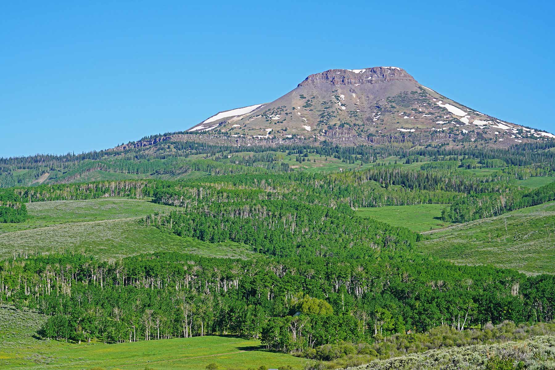 Owen-Skiles Sunnyside Ranch property picture 2 of 54