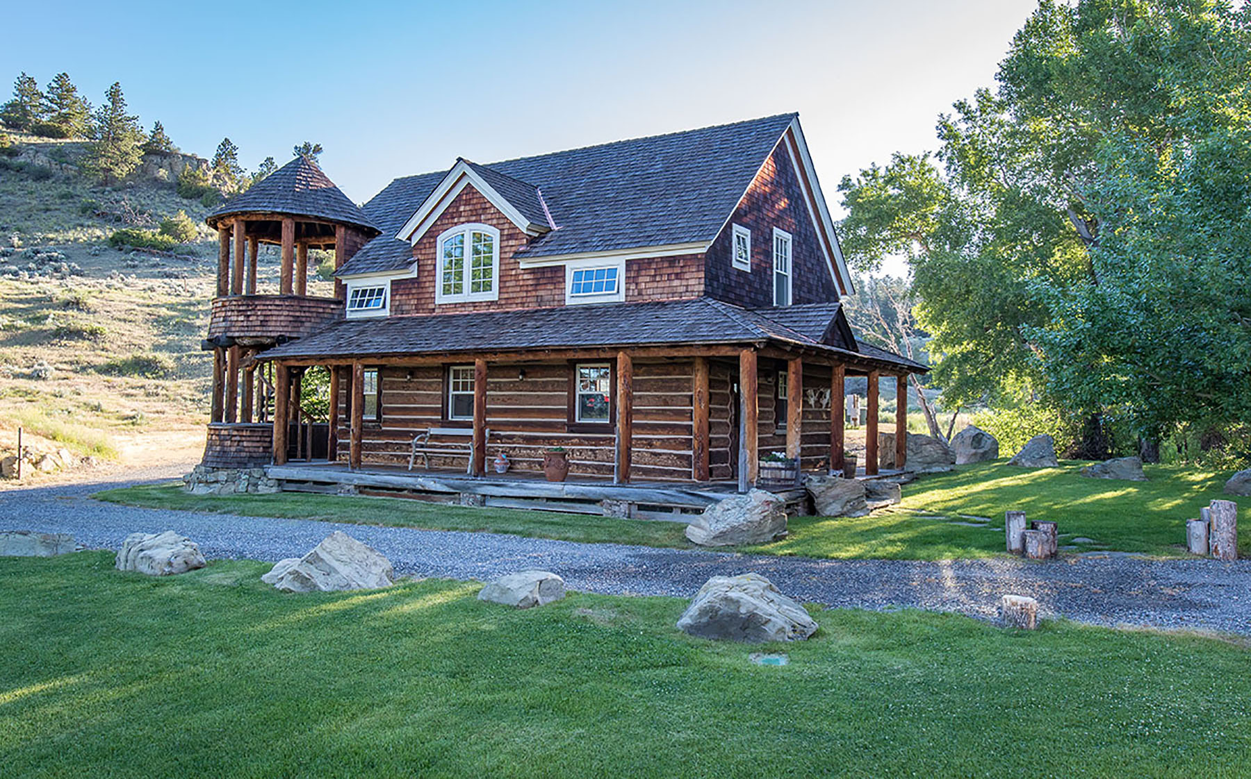 Hobble Diamond Ranch South Unit Sold Montana Hall and Hall