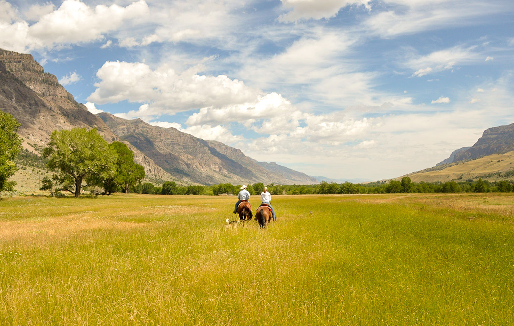 Hawkeye Ranch Hall and Hall