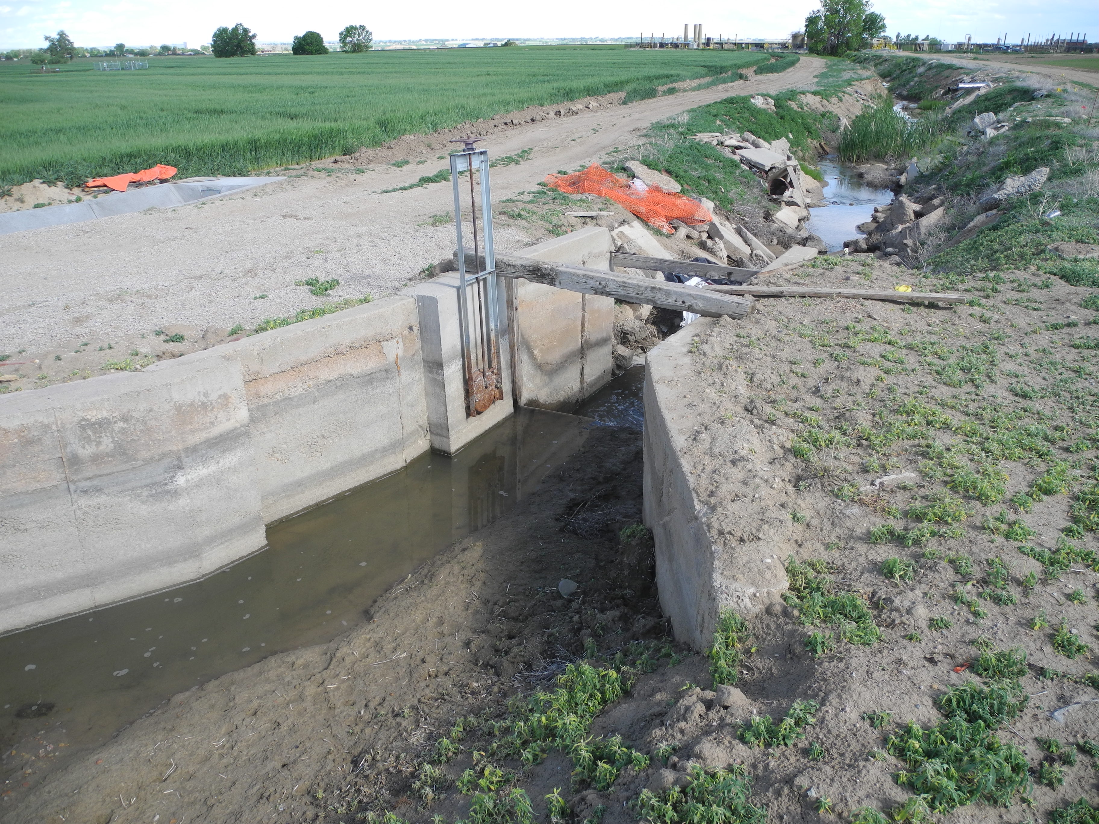 Reynolds Farm & Water Auction property picture 3 of 13