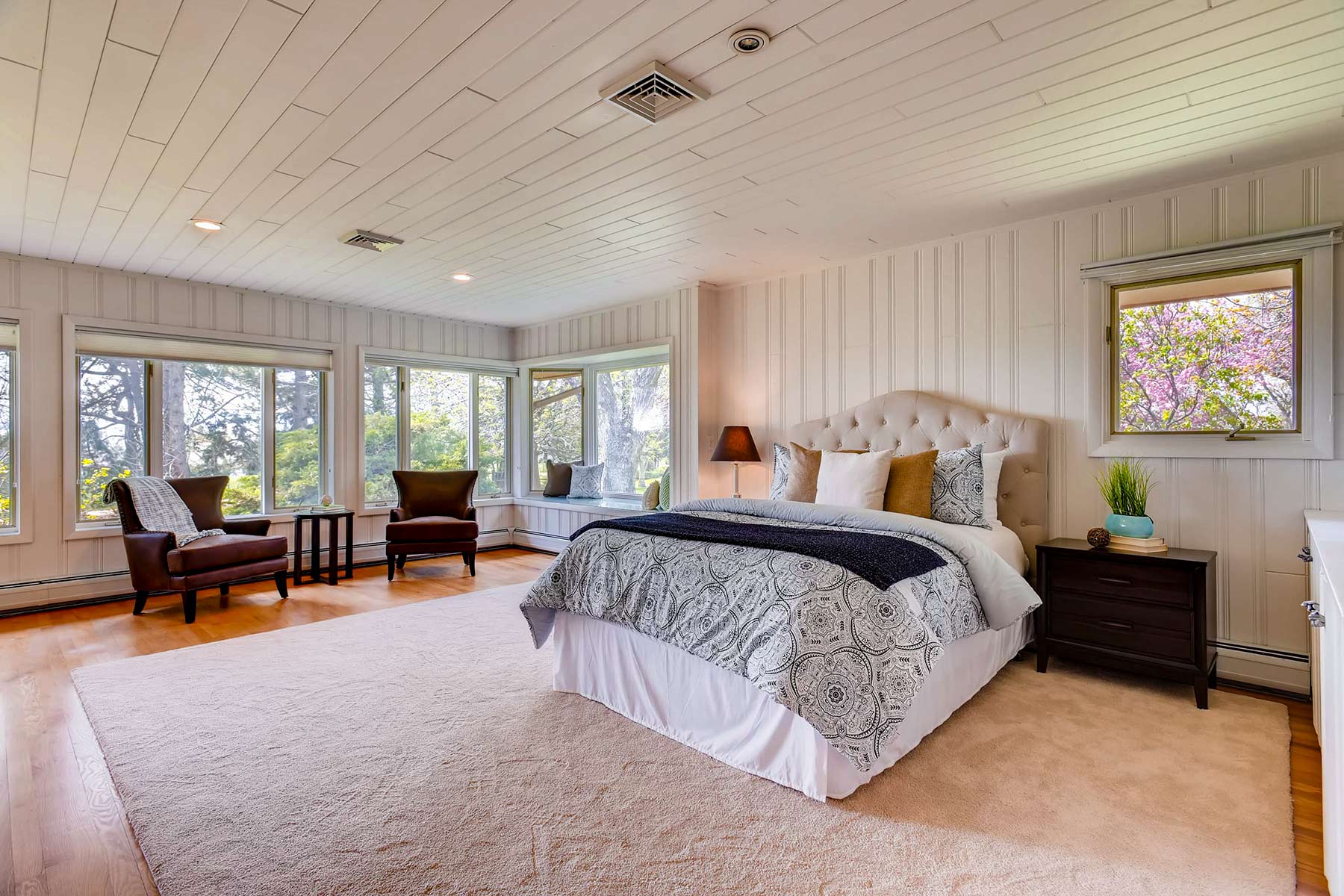 Rocking R - Orchard House property picture 16 of 34