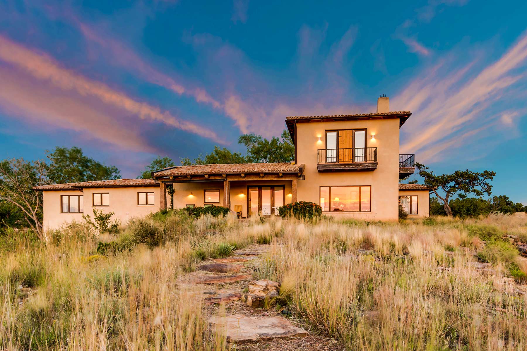 Dos Caballos property picture 57 of 87