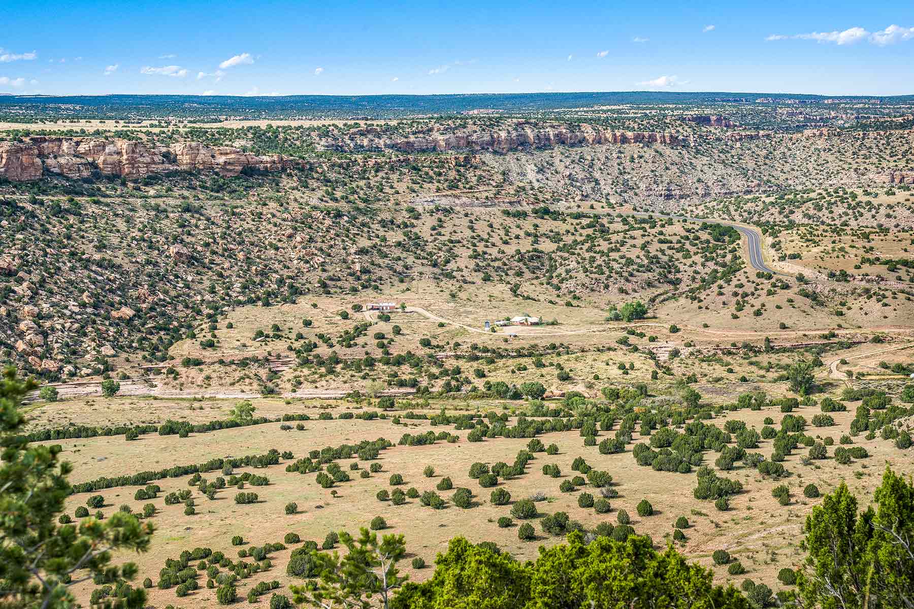 Dos Caballos property picture 51 of 87