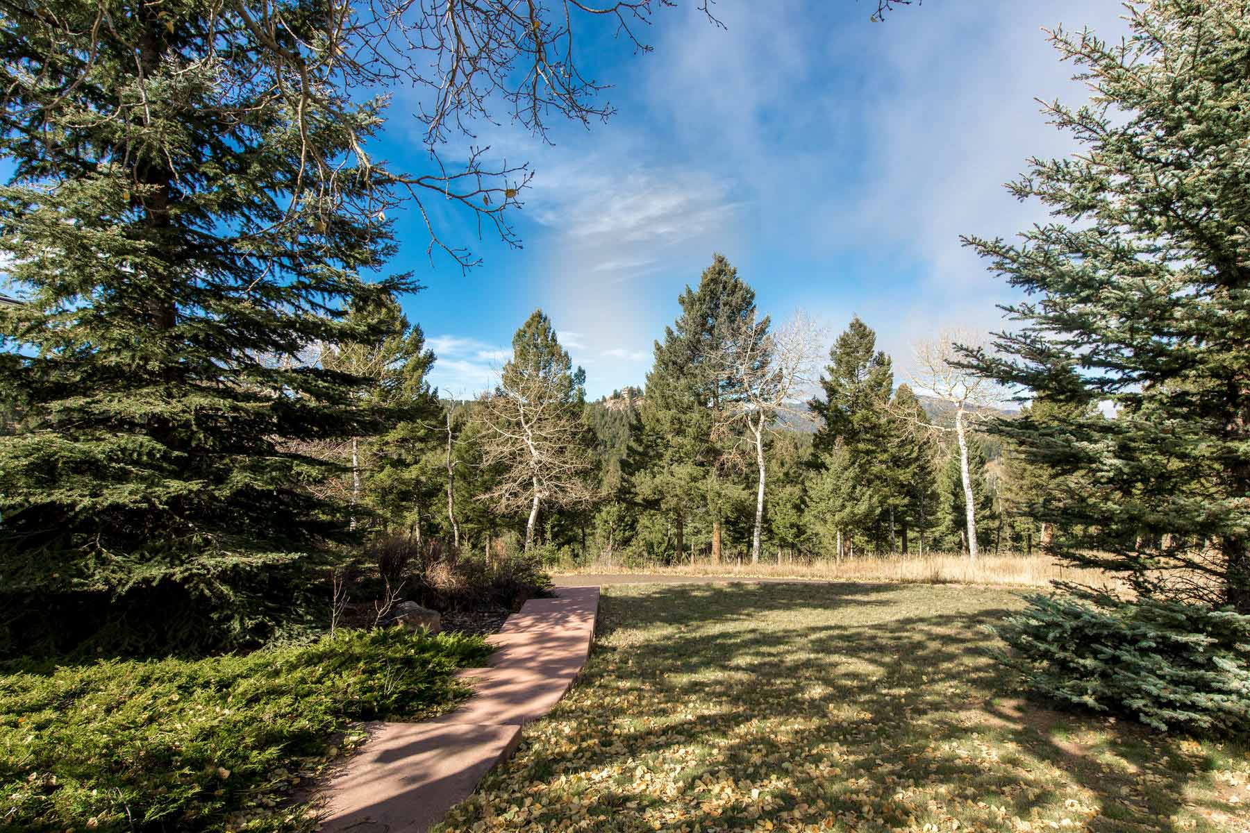 Saddle Mountain Ranch property picture 6 of 46