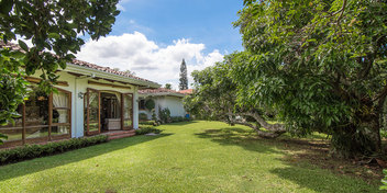 Casa Génesis in Lomas de Ayarco