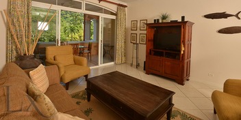 Colinas Condo in Los Sueños