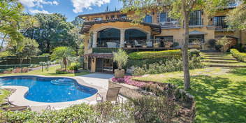 Investment: Casa Convento in Escazú