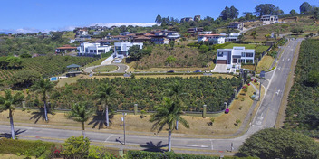 Carao Lot in Colinas de Montealegre
