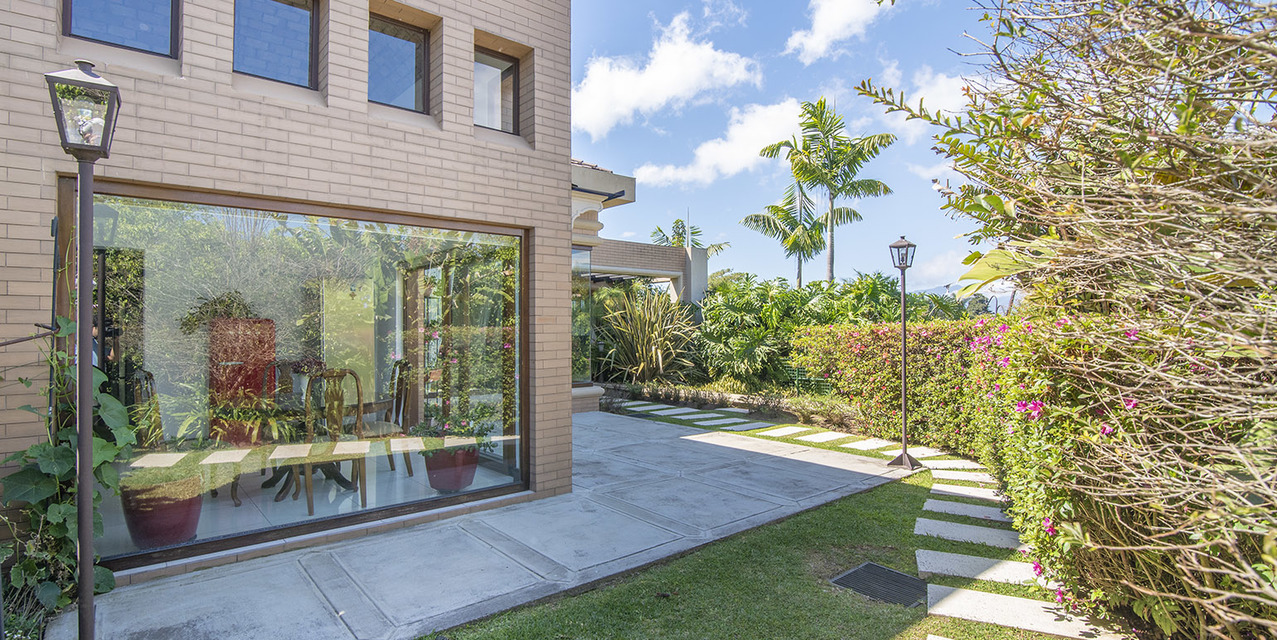 The Secret Garden Home at Monterán — photo