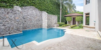 Casa Evoca in Hacienda Lindora