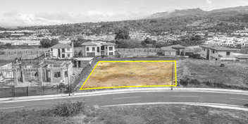 Mountain View Lot at El Herrán