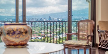 The Scenic Penthouse in Escazú