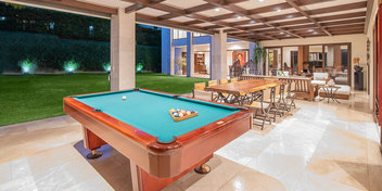 Cerro Alto Grand Home