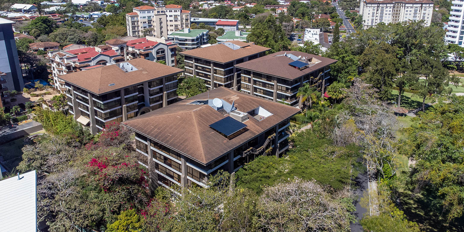 Condominio Country 3