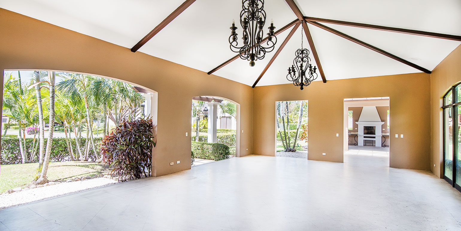 Hacienda Lindora 3